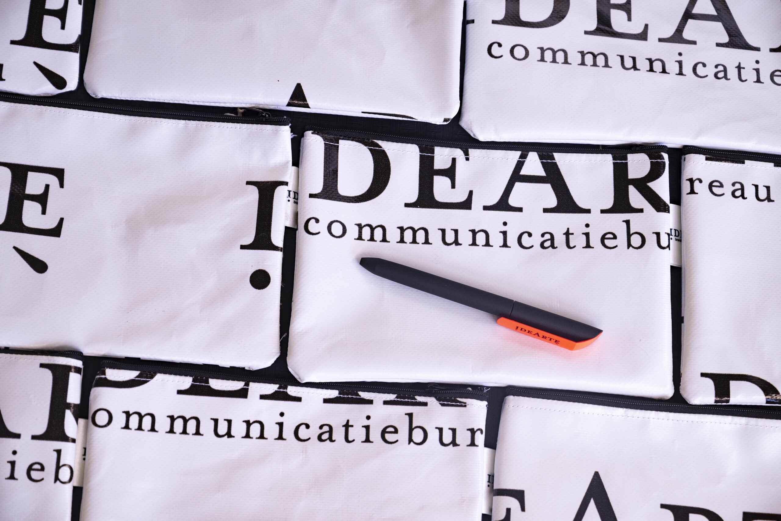 Pennenzak_Idearte